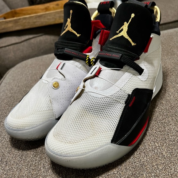 Nike Air Jordan 33 ‘Future Flight’ - Picture 3 of 7